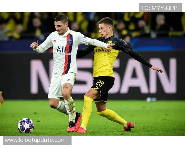 西甲精彩对决那不勒斯大胜巴黎圣日耳曼引发全场热烈反响