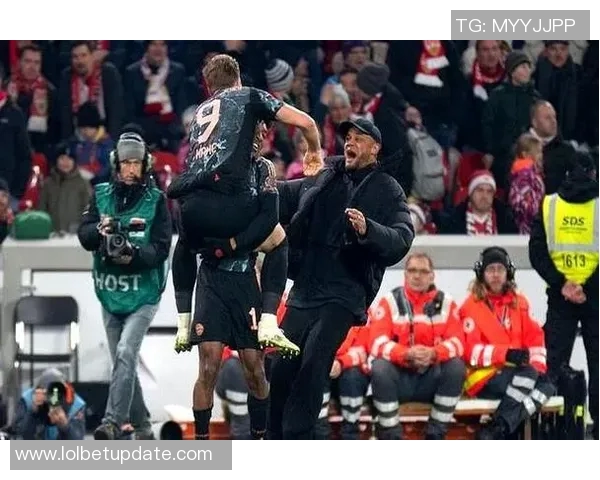 德甲焦点战曼城与拜仁激战成和补时进球引发全场狂欢战术解析