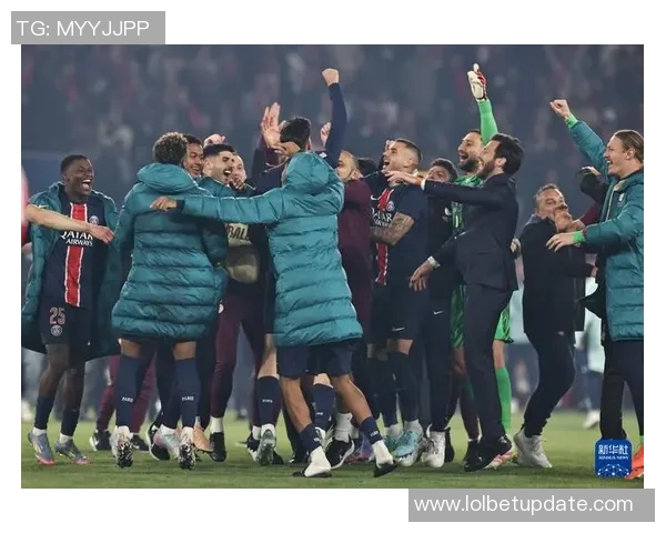 英超激战尤文图斯与巴黎圣日耳曼握手言和全场精彩瞬间回顾