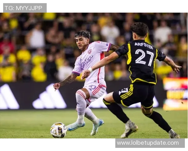 中超精彩对决尤文图斯逆转莱比锡上演进球大战引发全场狂欢