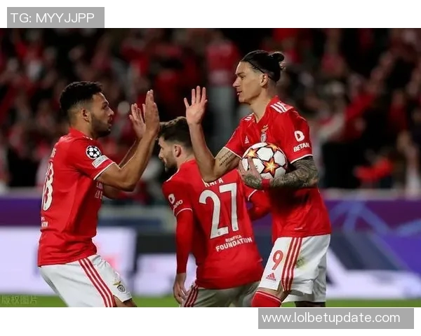 友谊赛精彩对决利物浦与本菲卡战成平局绝杀时刻点燃全场激情